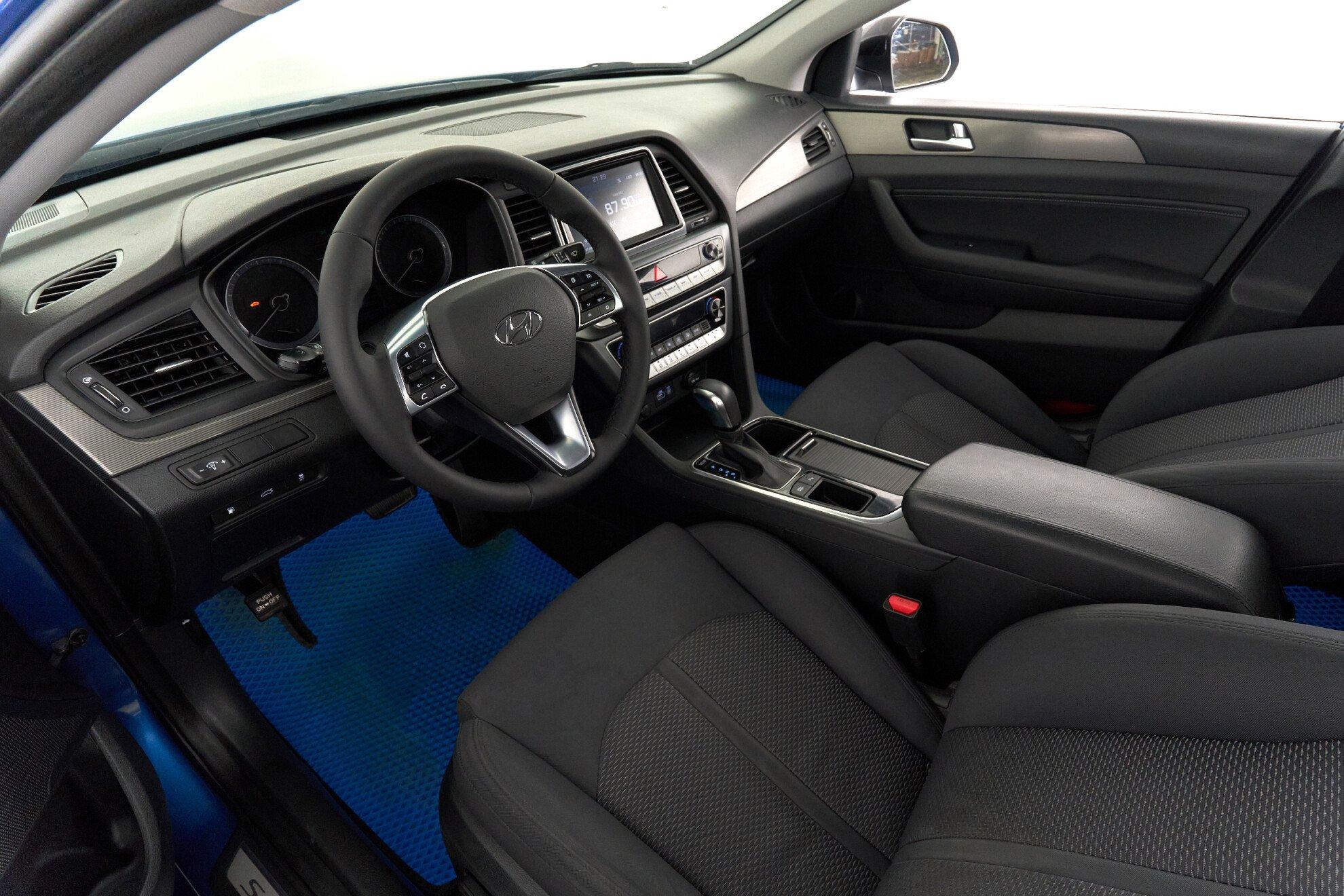 Hyundai Sonata 2017, голубой
