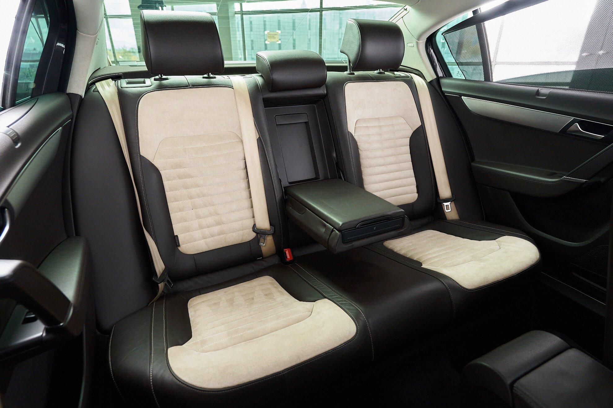 Volkswagen Passat 2013, черный