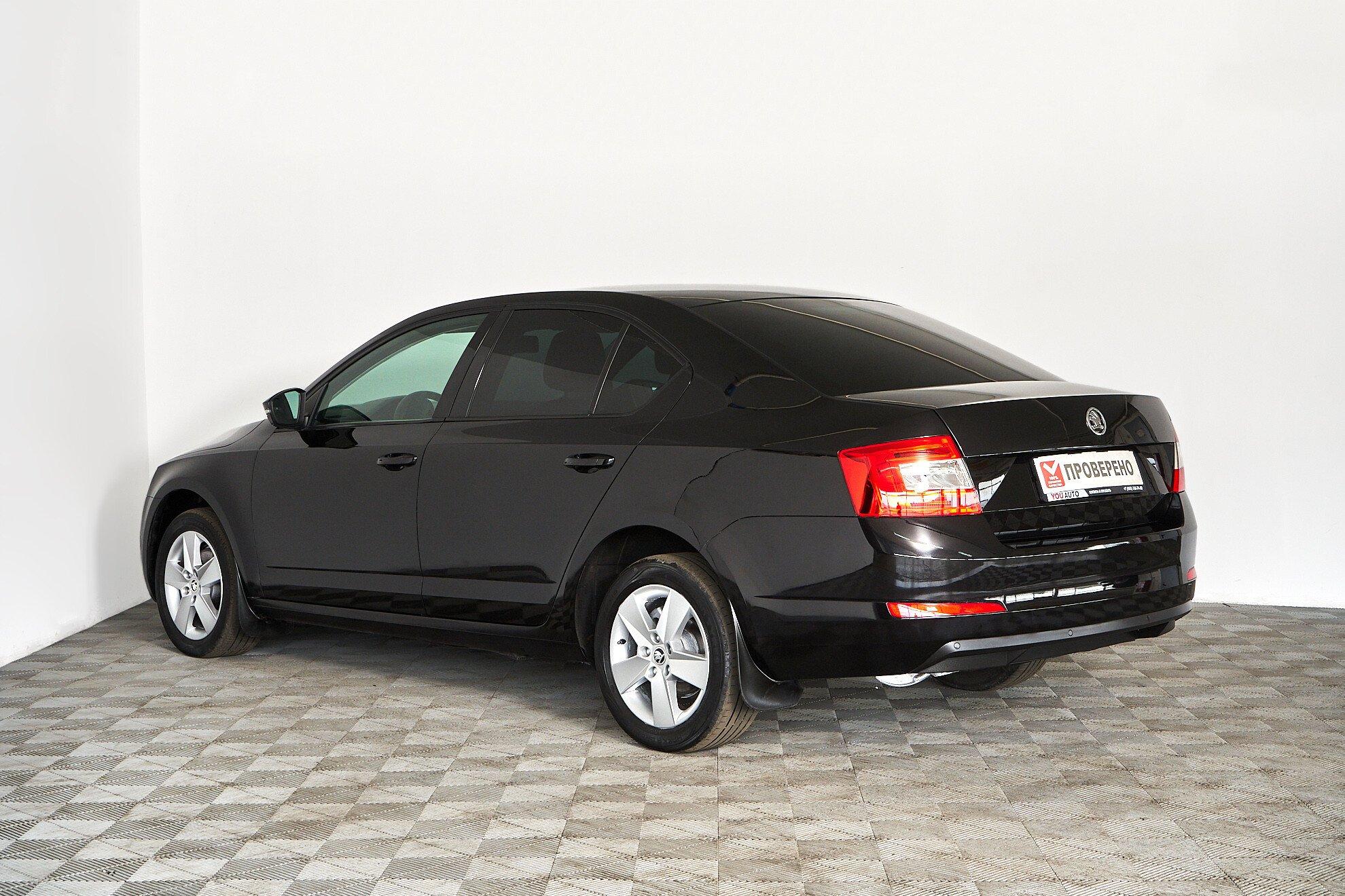 Skoda Octavia 2016, черный