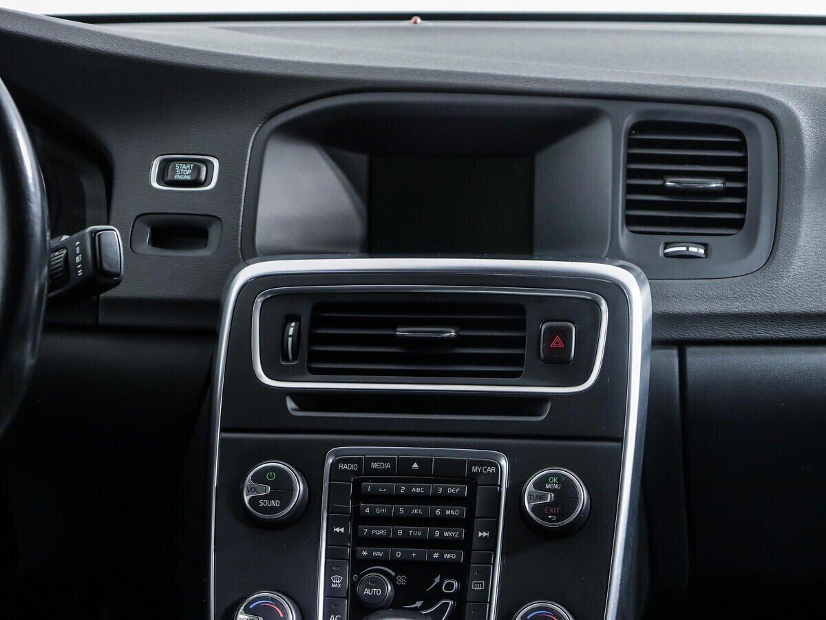 Volvo S60 2011, черный