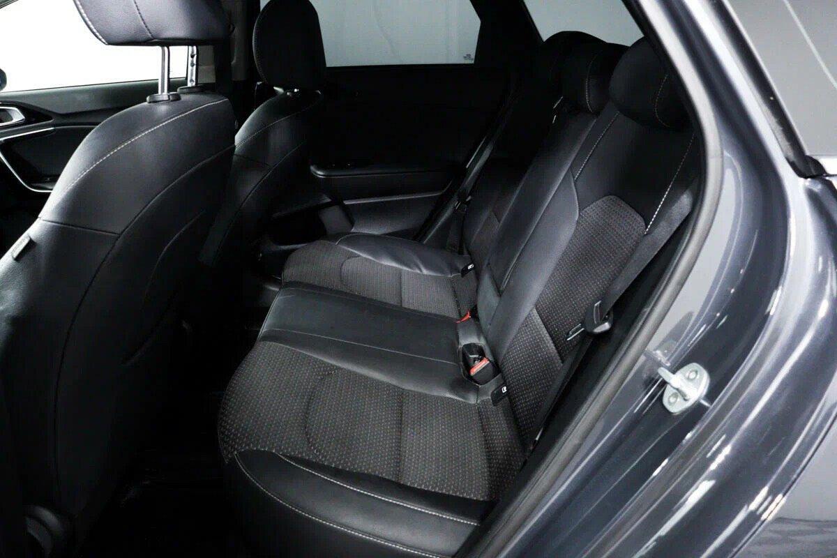 Kia Ceed 2019, черный