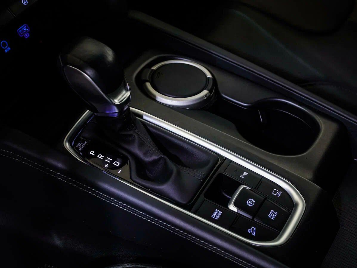Hyundai Santa Fe 2019, красный