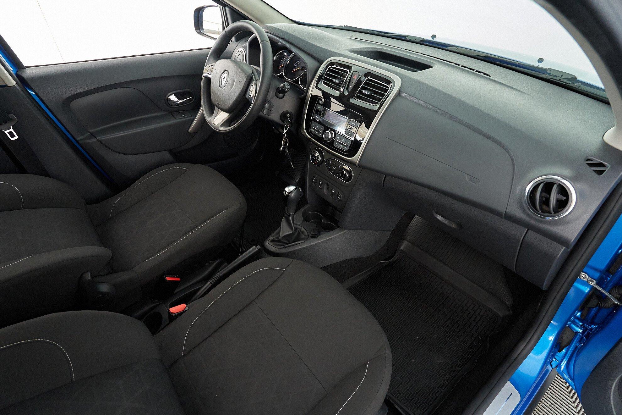 Renault Sandero 2018, синий