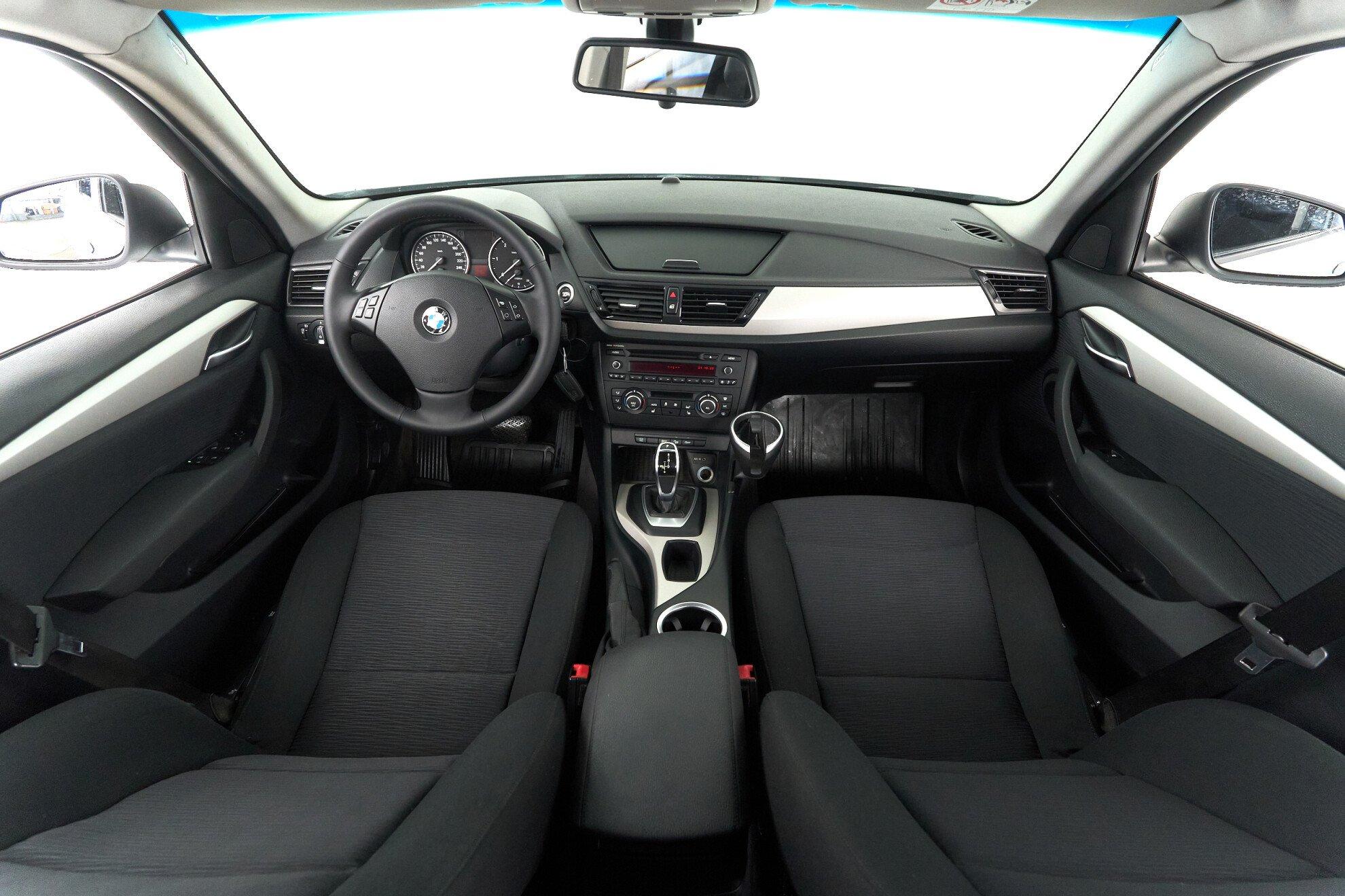 BMW X1 2014, белый