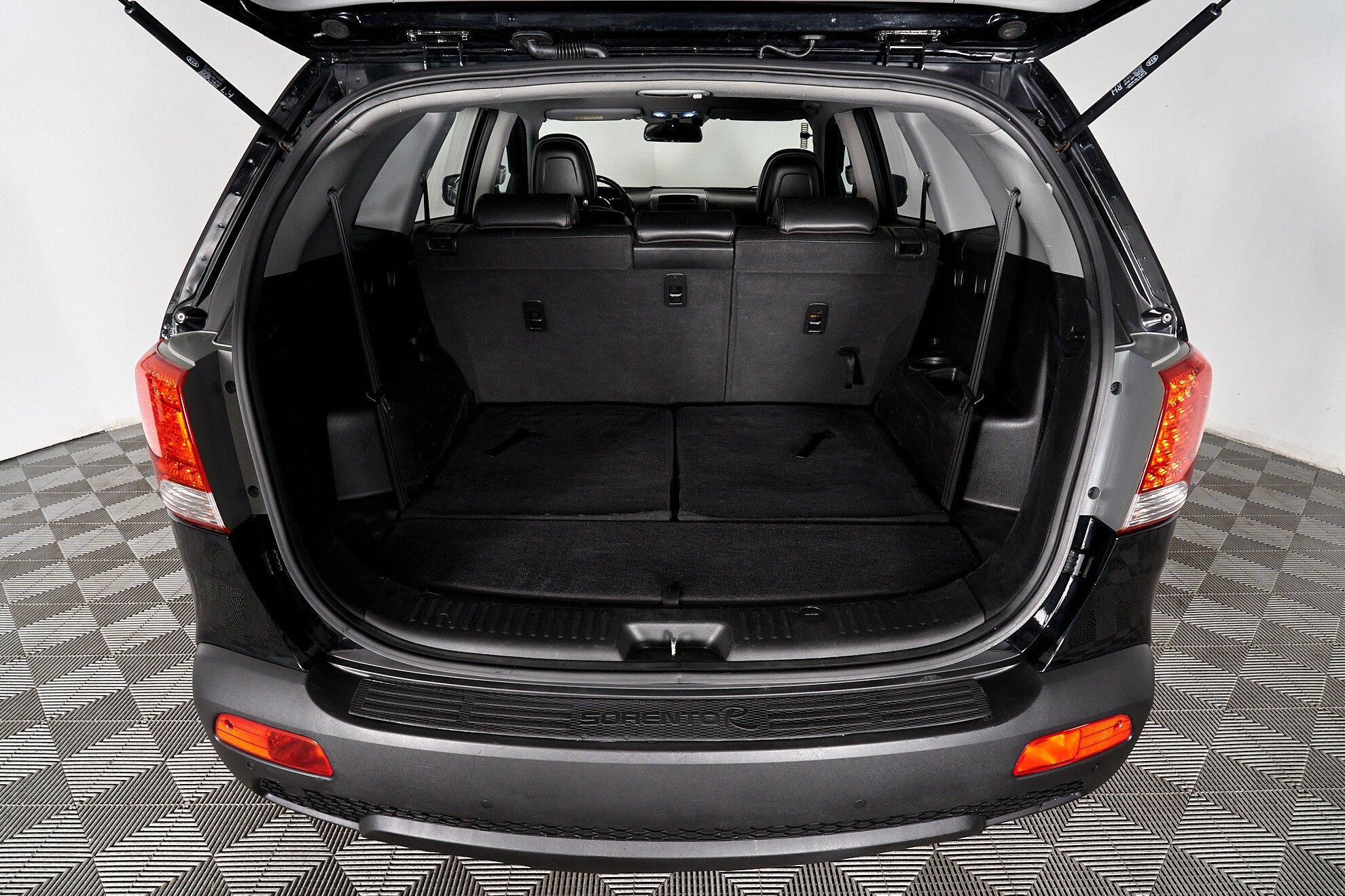 Kia Sorento 2012, черный