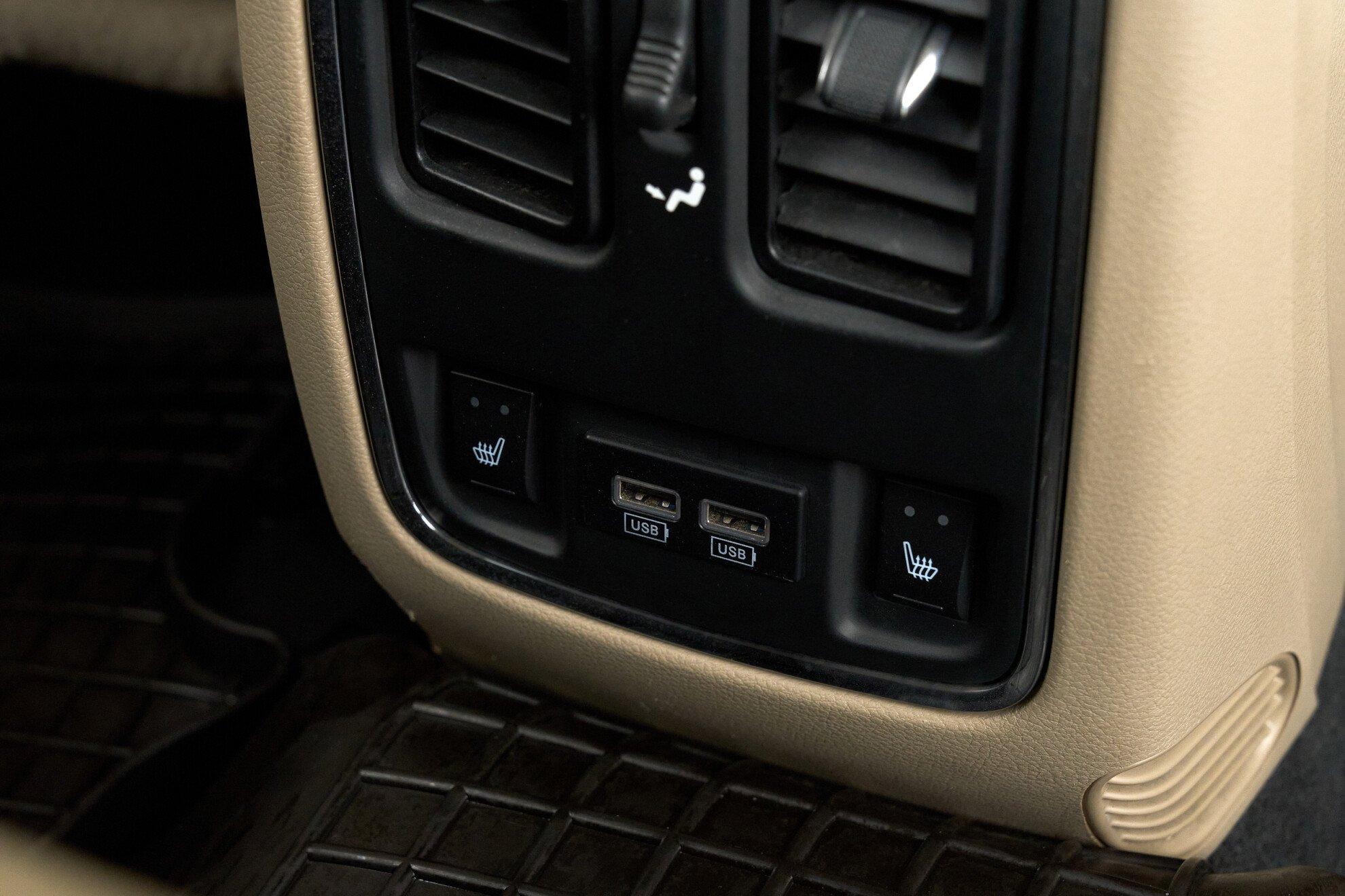 Jeep Grand Cherokee 2013, черный