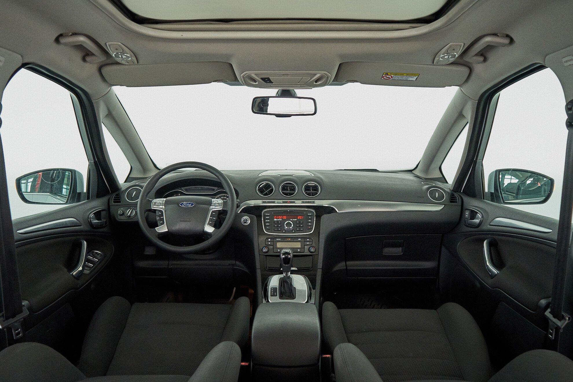 Ford S-MAX 2012, белый