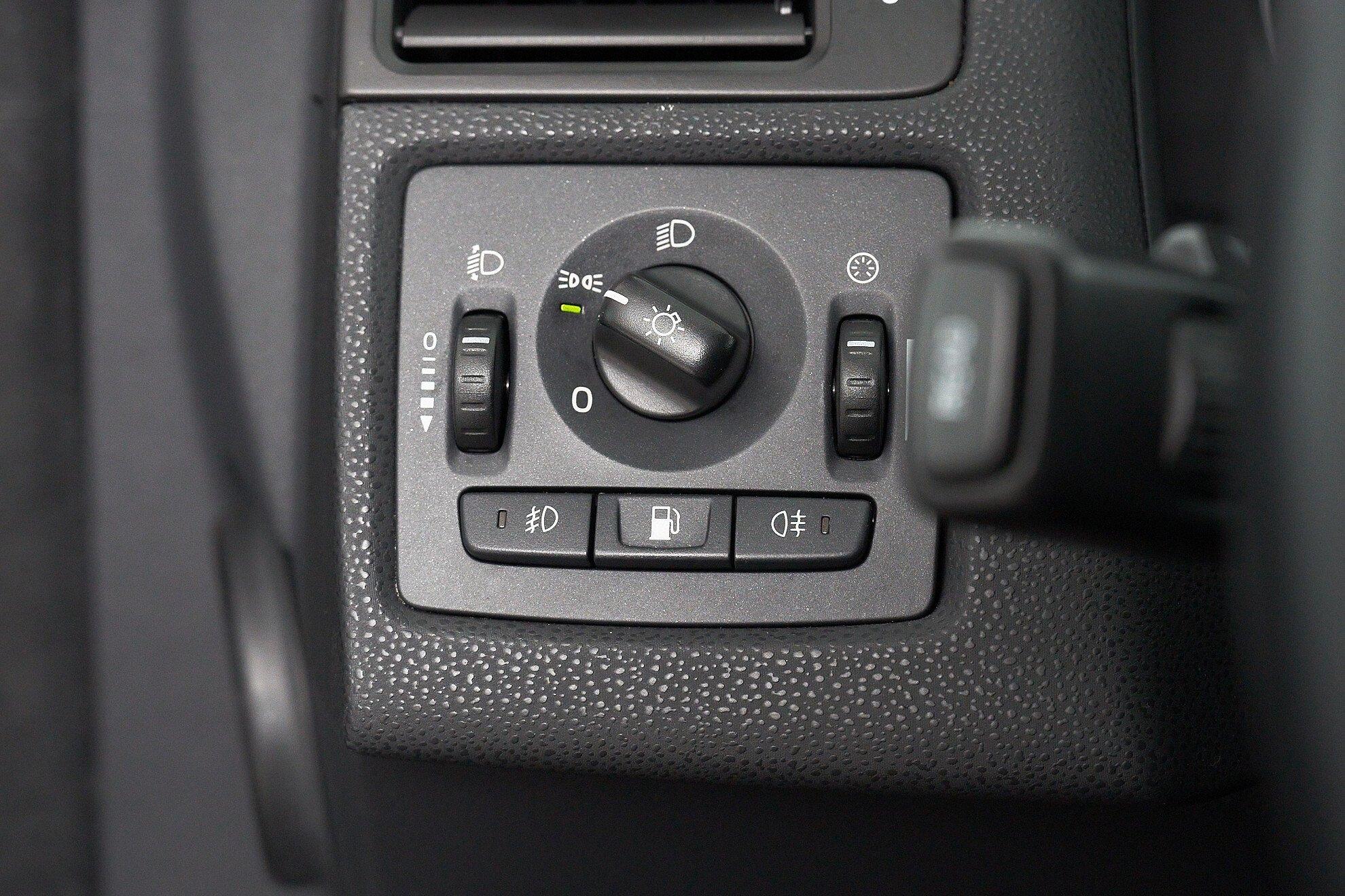 Volvo S40 2012, черный