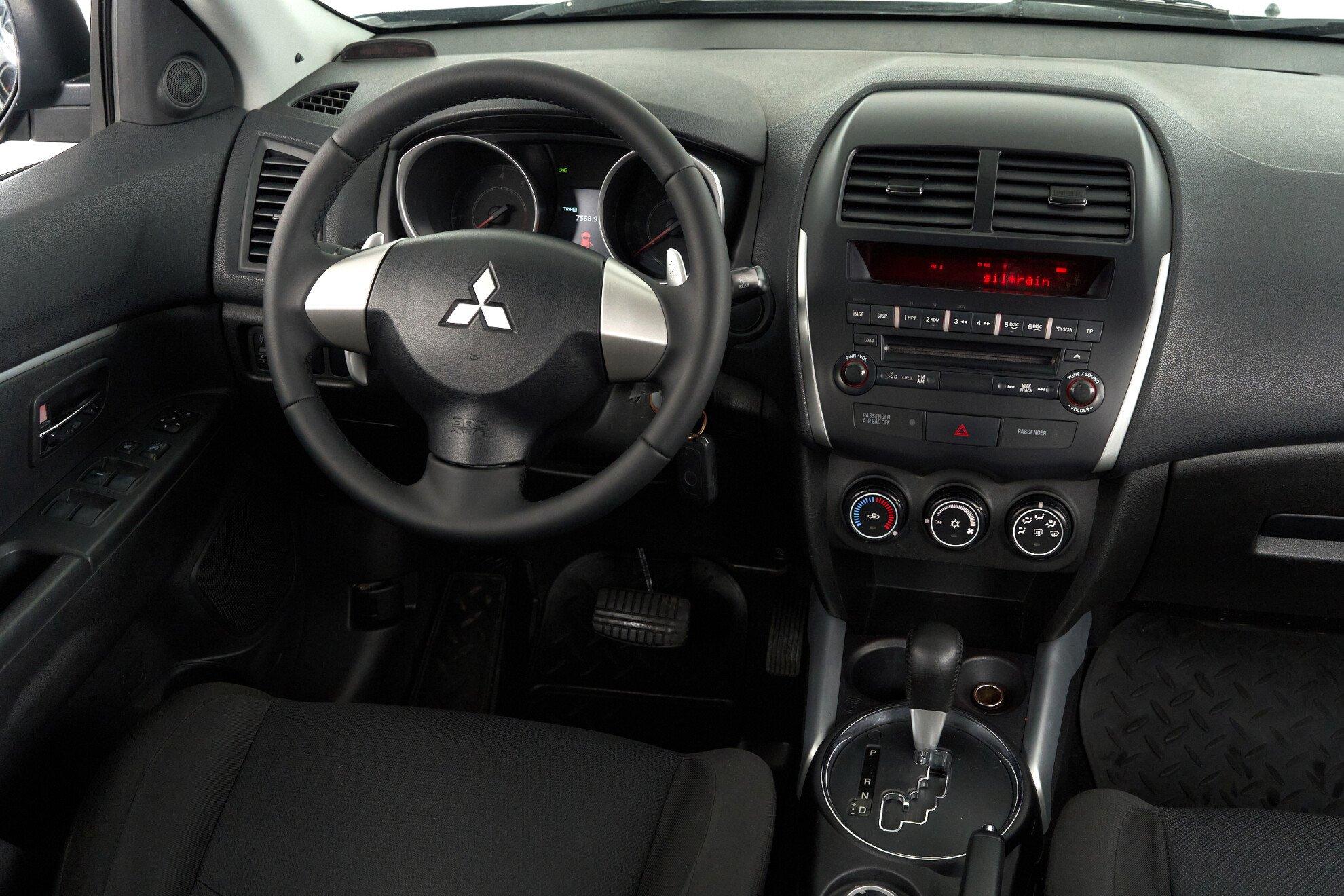Mitsubishi ASX 2012, черный