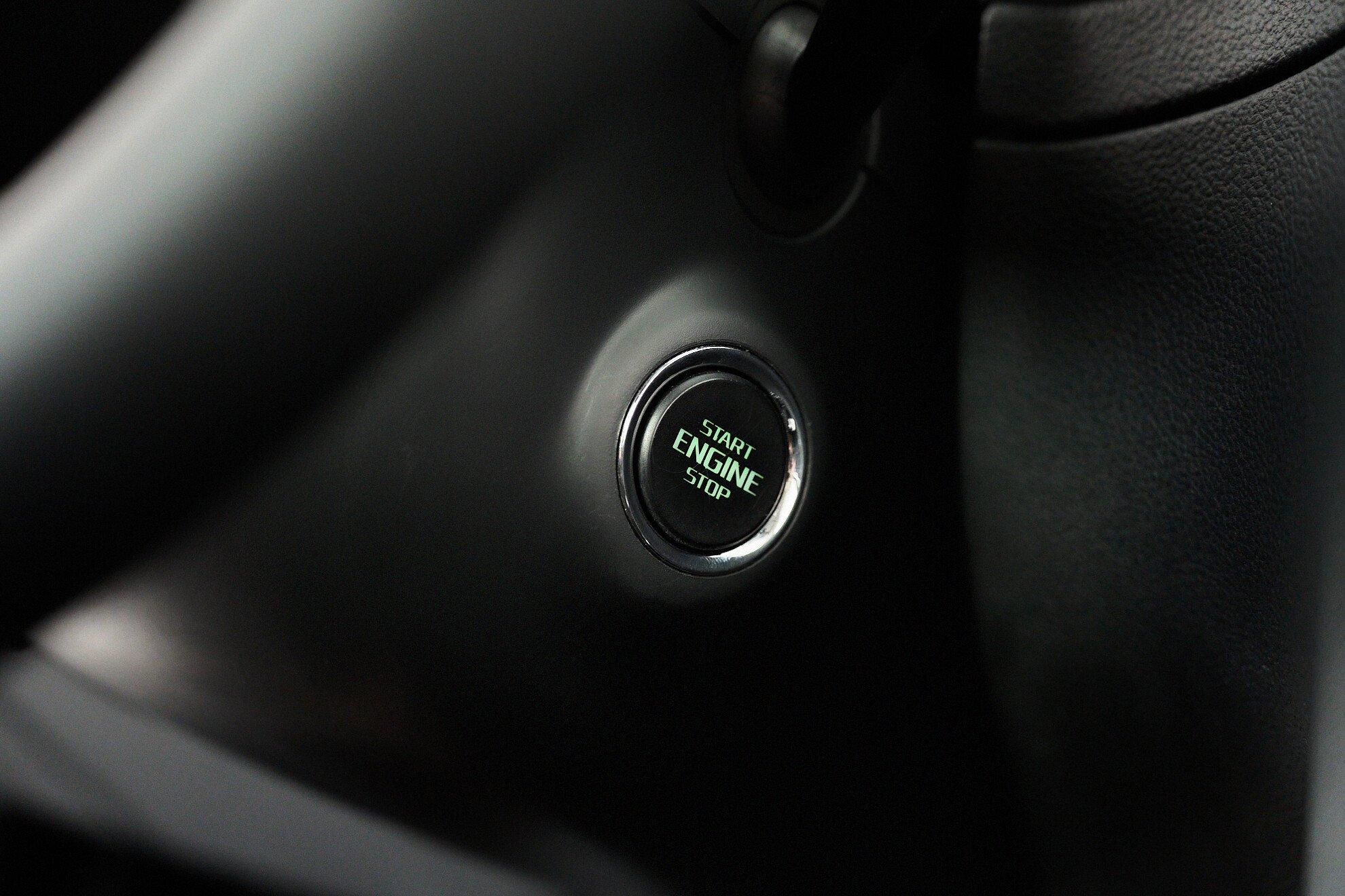 Skoda Superb 2011, черный