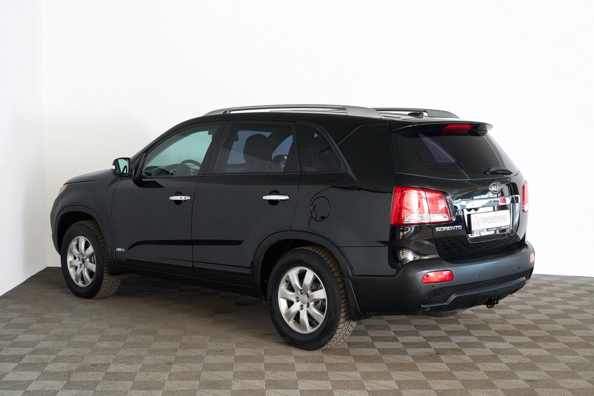 Kia Sorento 2010, черный