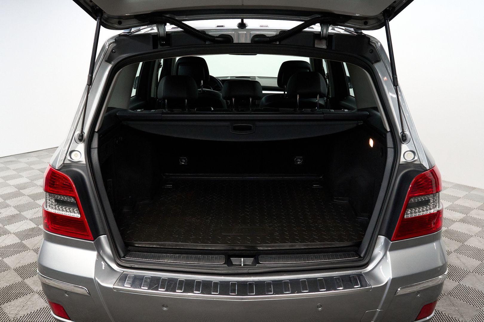 Mercedes-Benz GLK-Класс 2011, серый