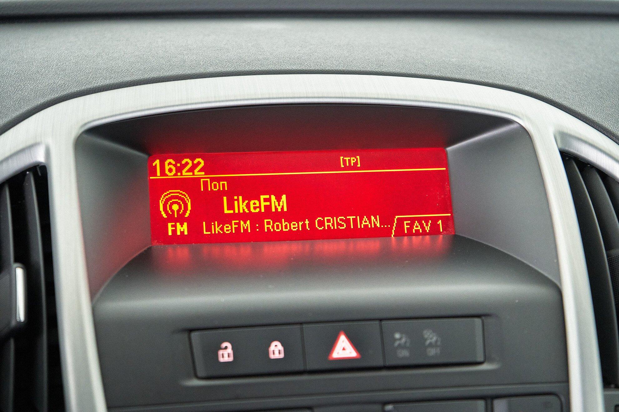 Opel Astra 2013, черный