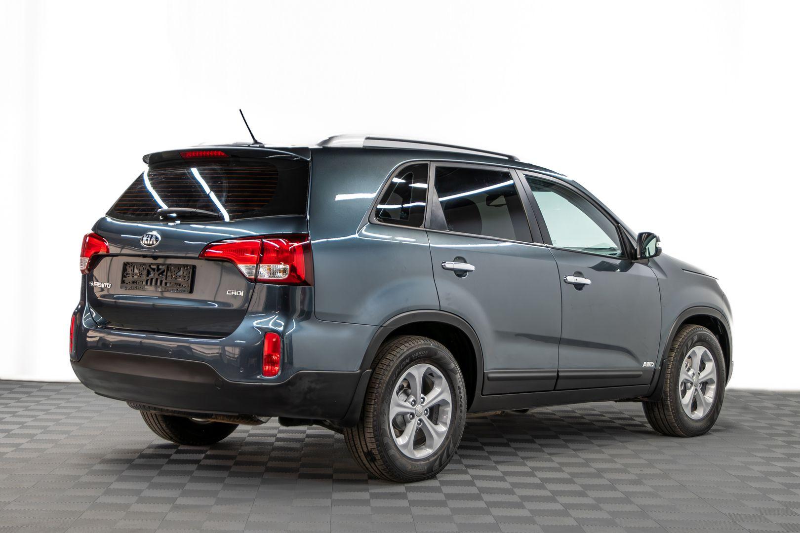 Kia Sorento 2014, зеленый