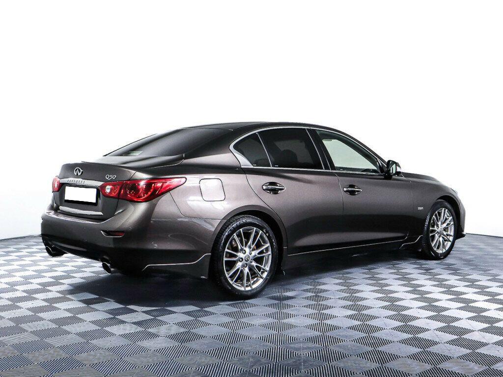 Infiniti Q50 2017, коричневый