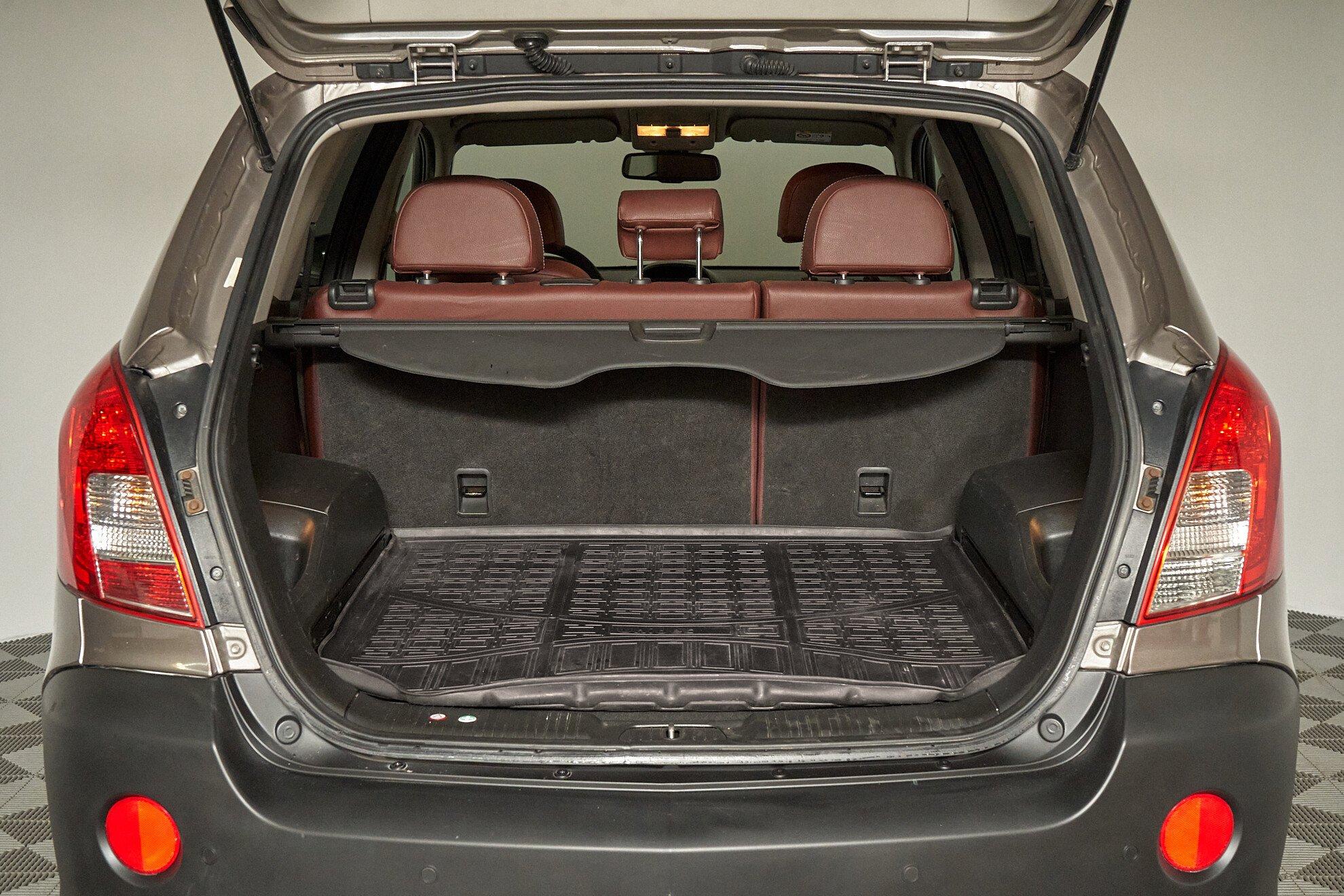 Opel Antara 2014, коричневый