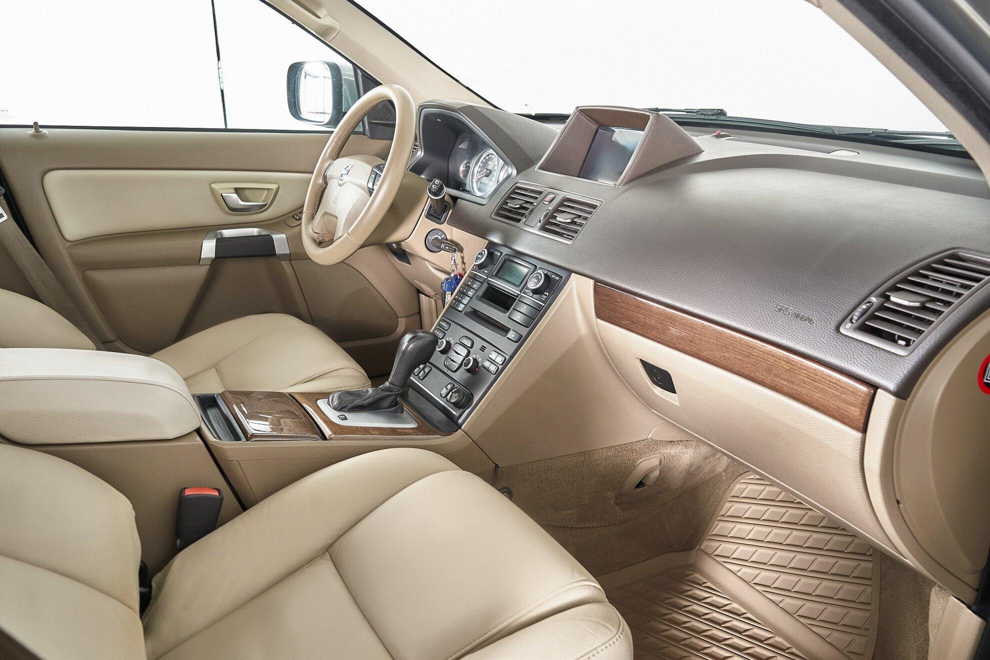 Volvo XC90 2012, зеленый