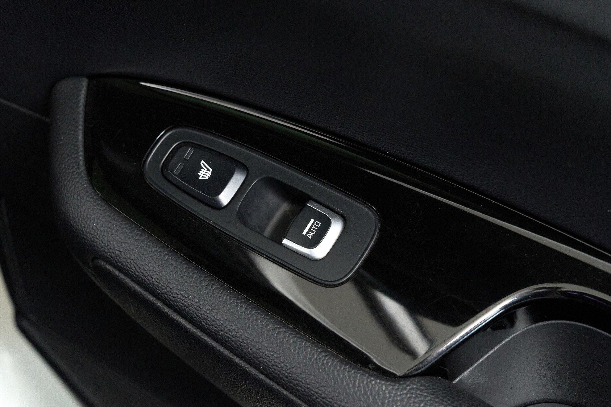 Kia Optima 2016, белый