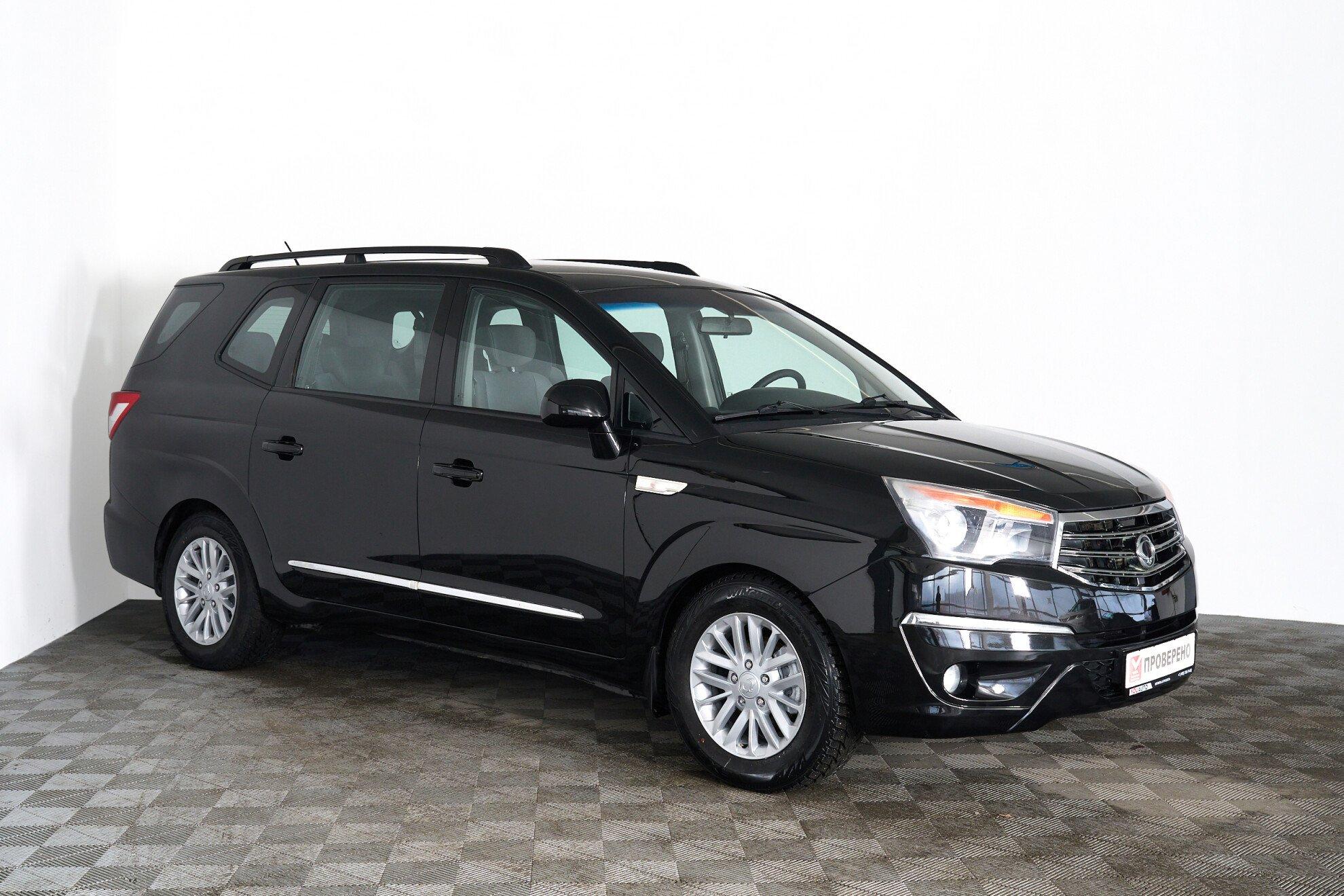 SsangYong Stavic 2014, черный