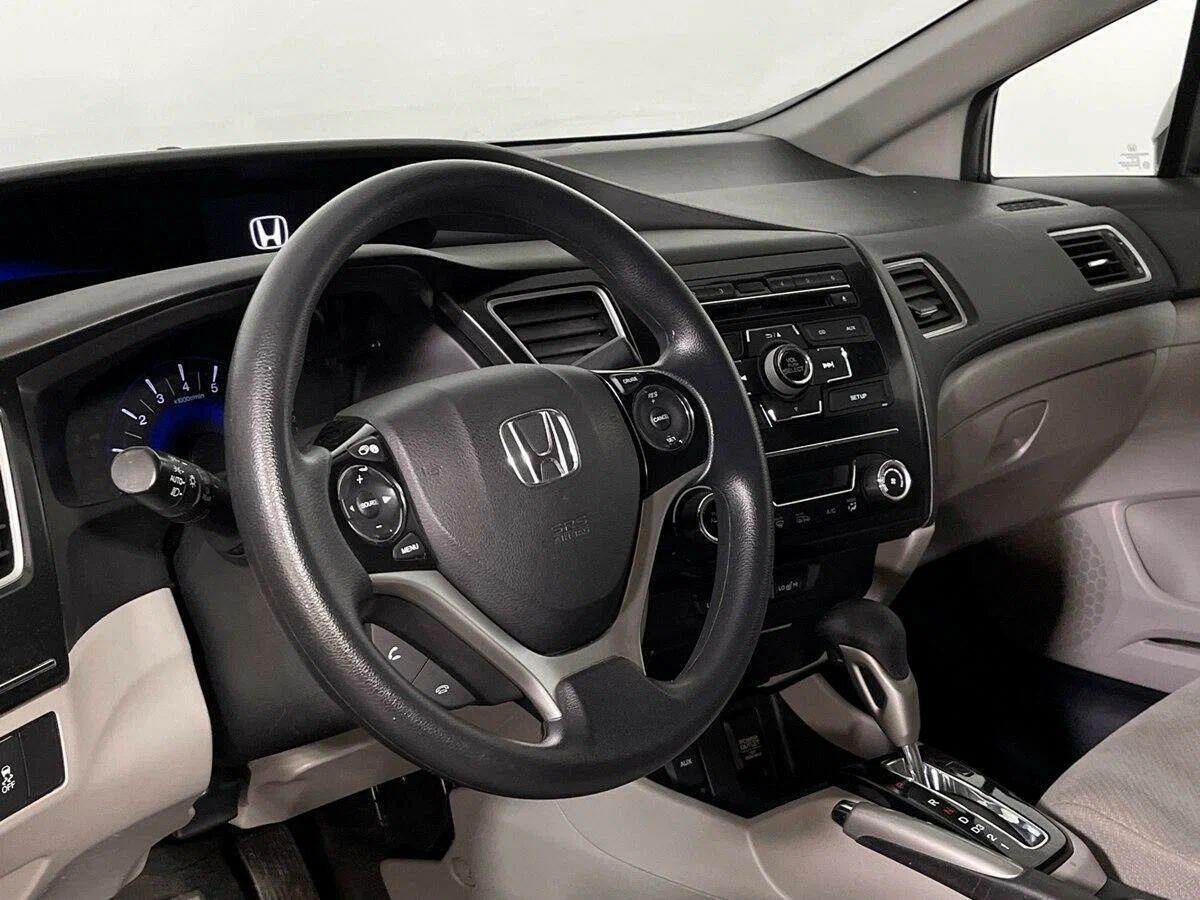 Honda Civic 2013, серый