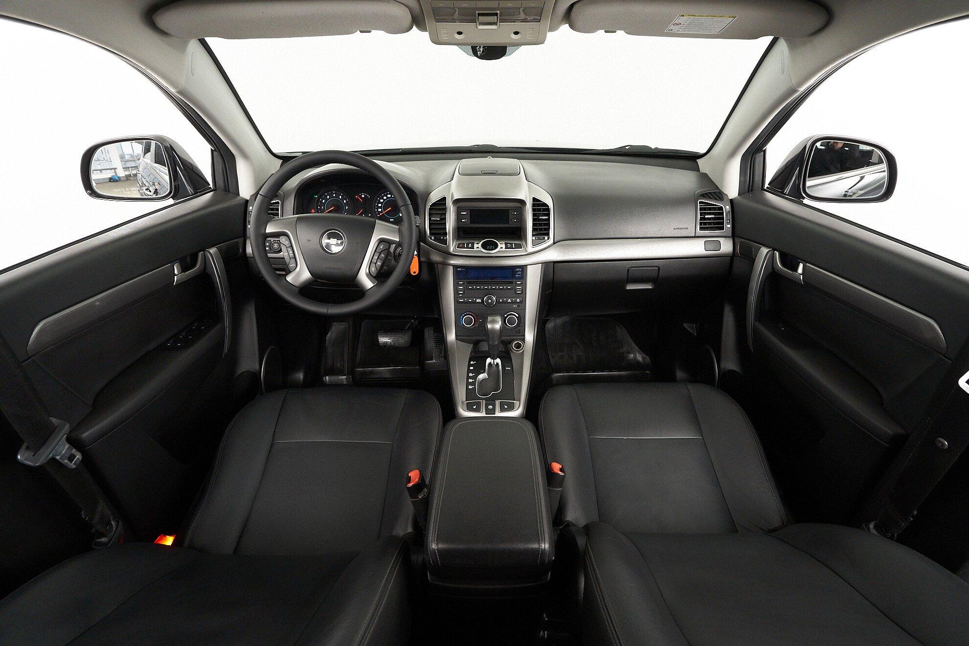 Chevrolet Captiva 2012, черный