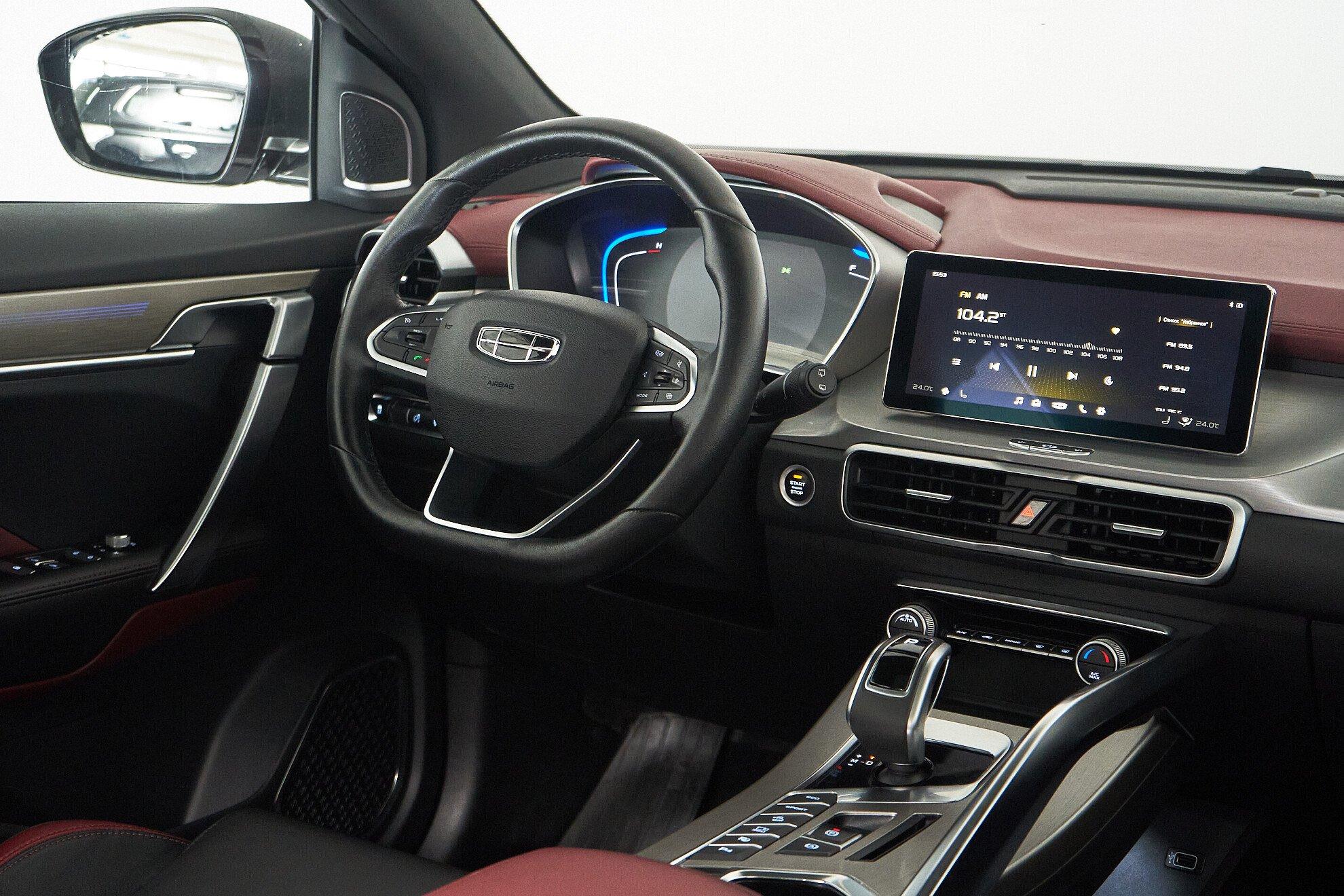 Geely Coolray 2020, серебряный