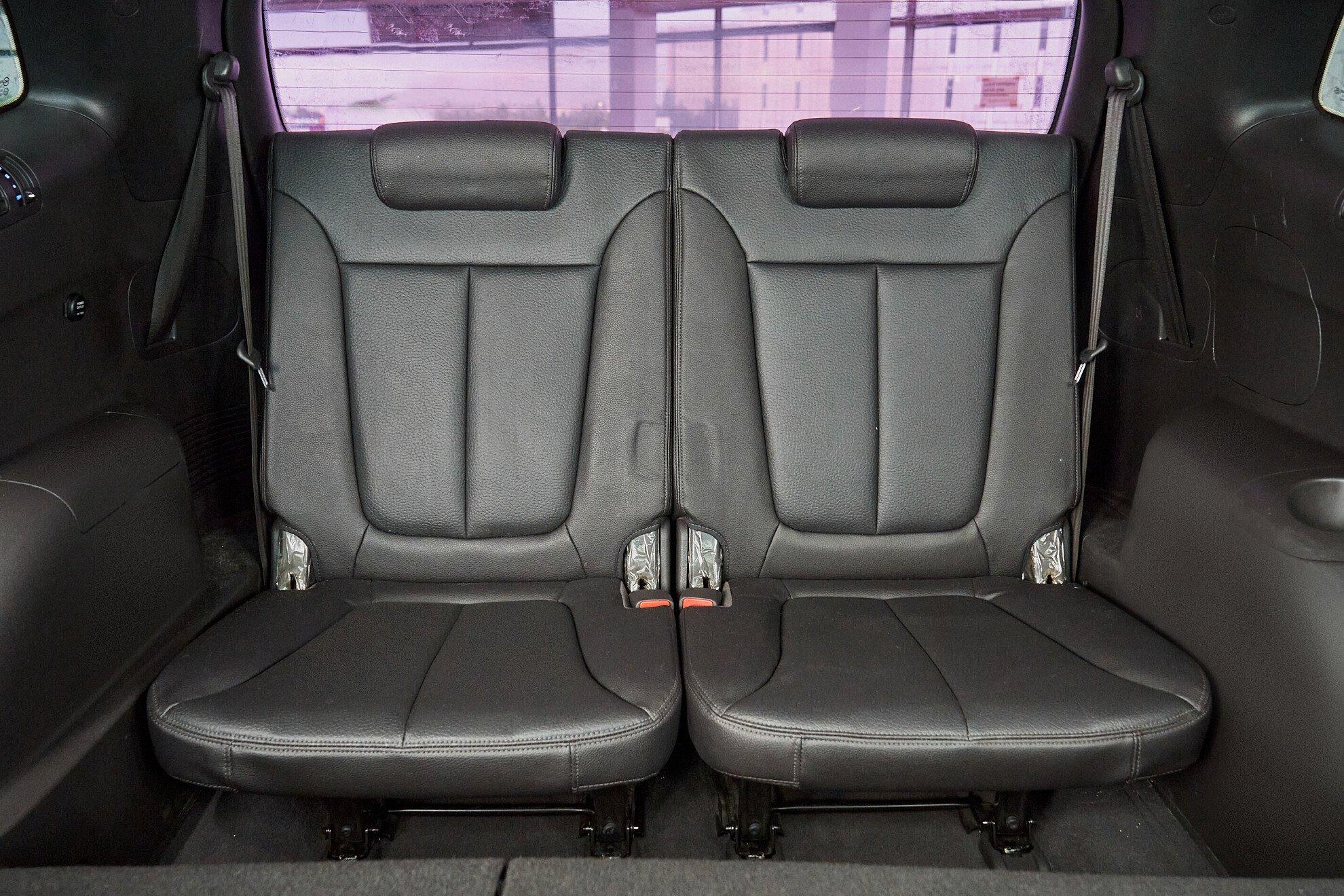 Hyundai Santa Fe 2011, черный