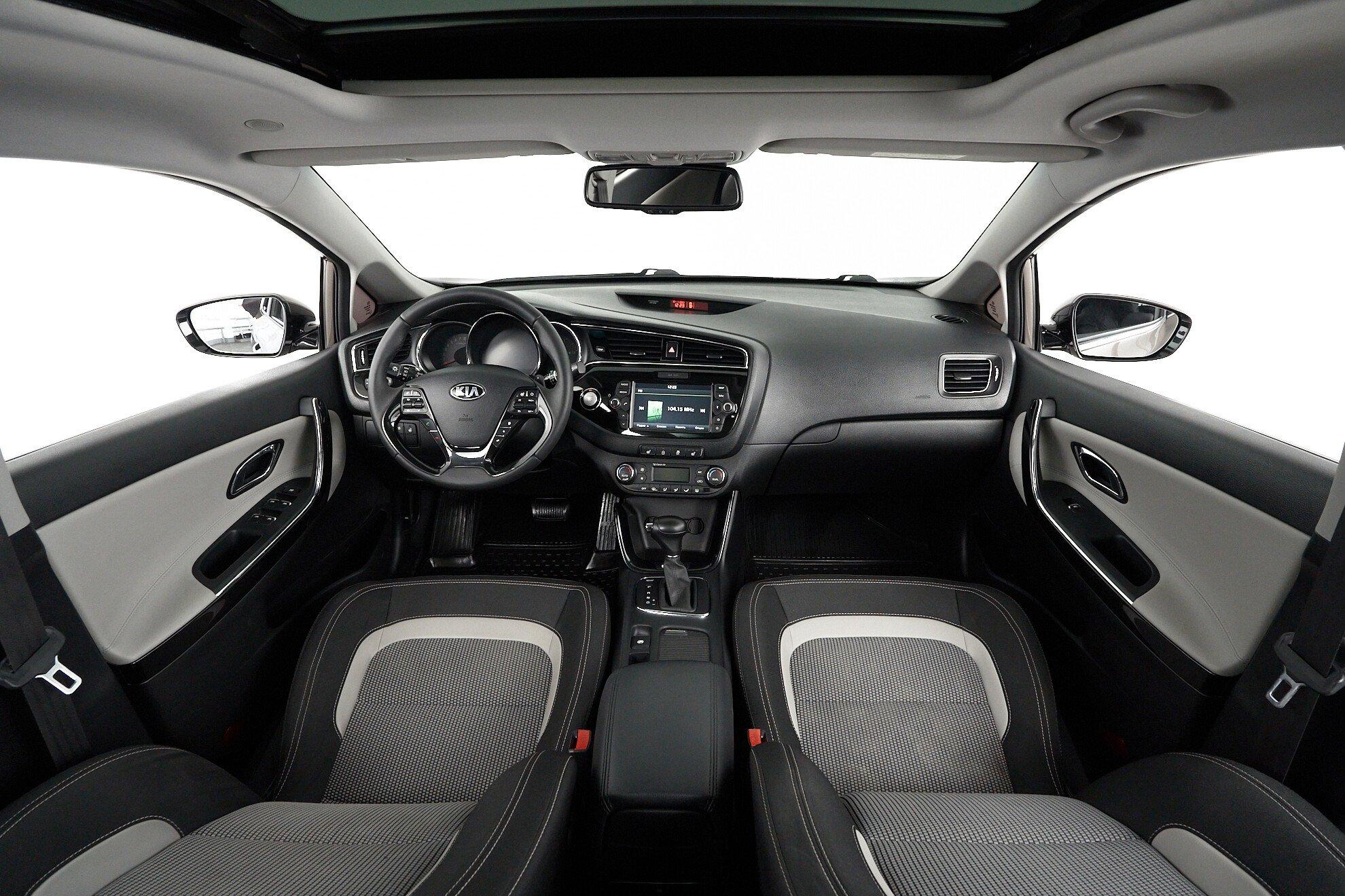 Kia Ceed 2017, коричневый