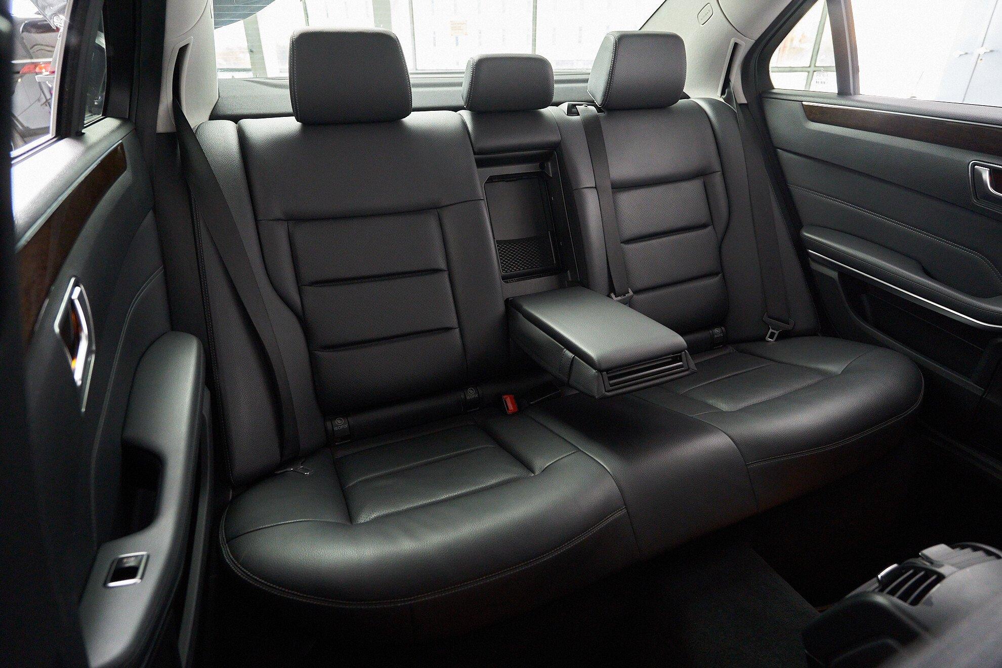 Mercedes-Benz E-Класс 2013, черный