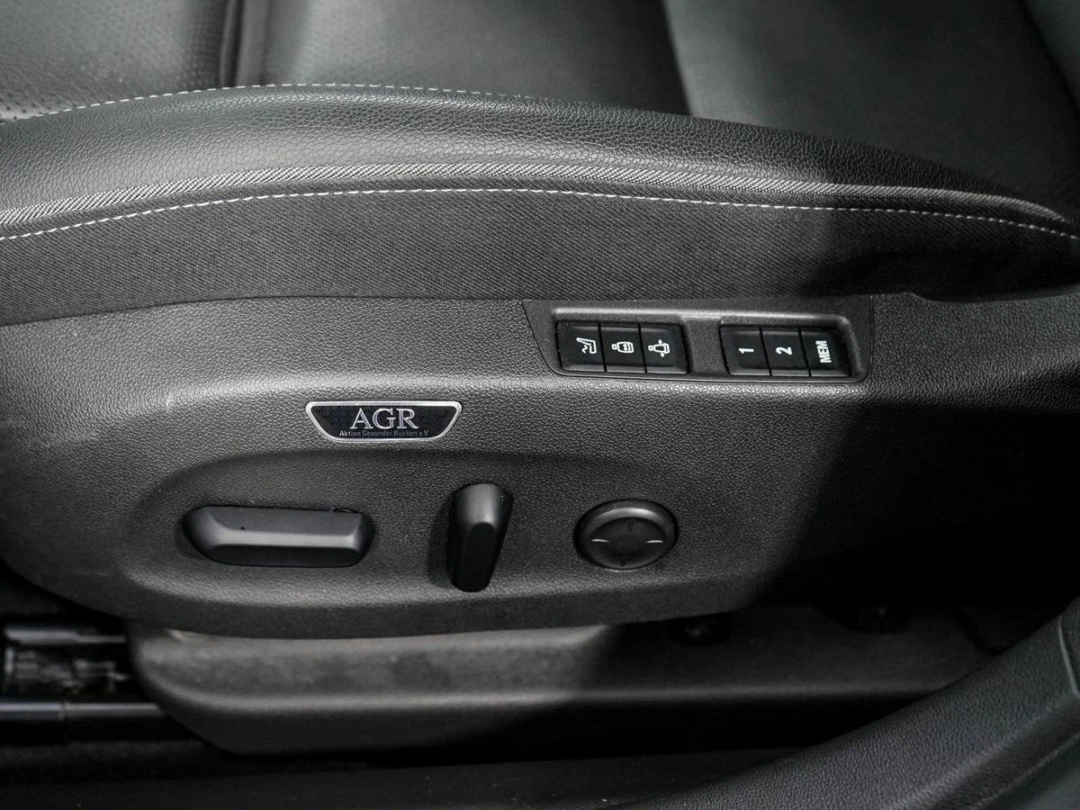Opel Insignia 2019, белый