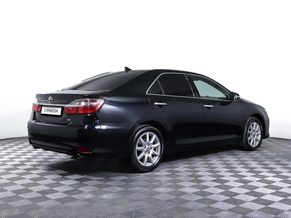 Toyota Camry 2017, черный