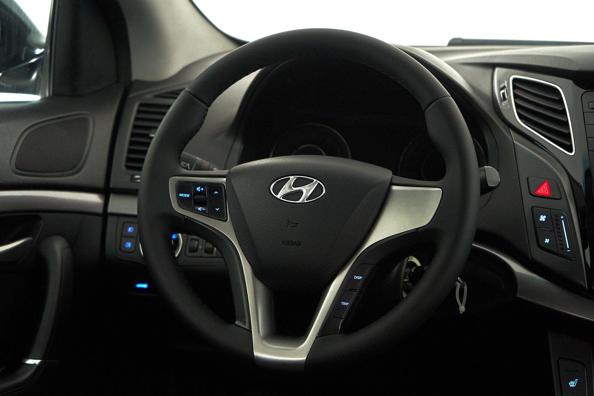 Hyundai i40 2015, черный