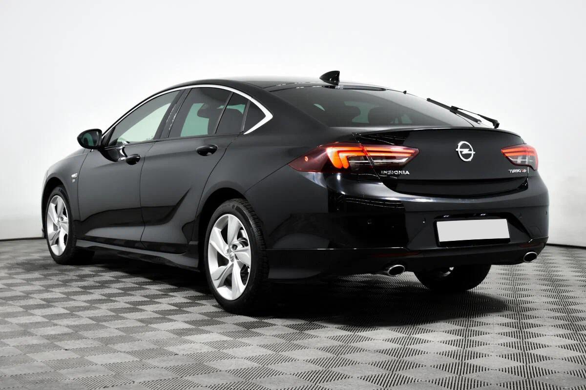 Opel Insignia 2020, черный