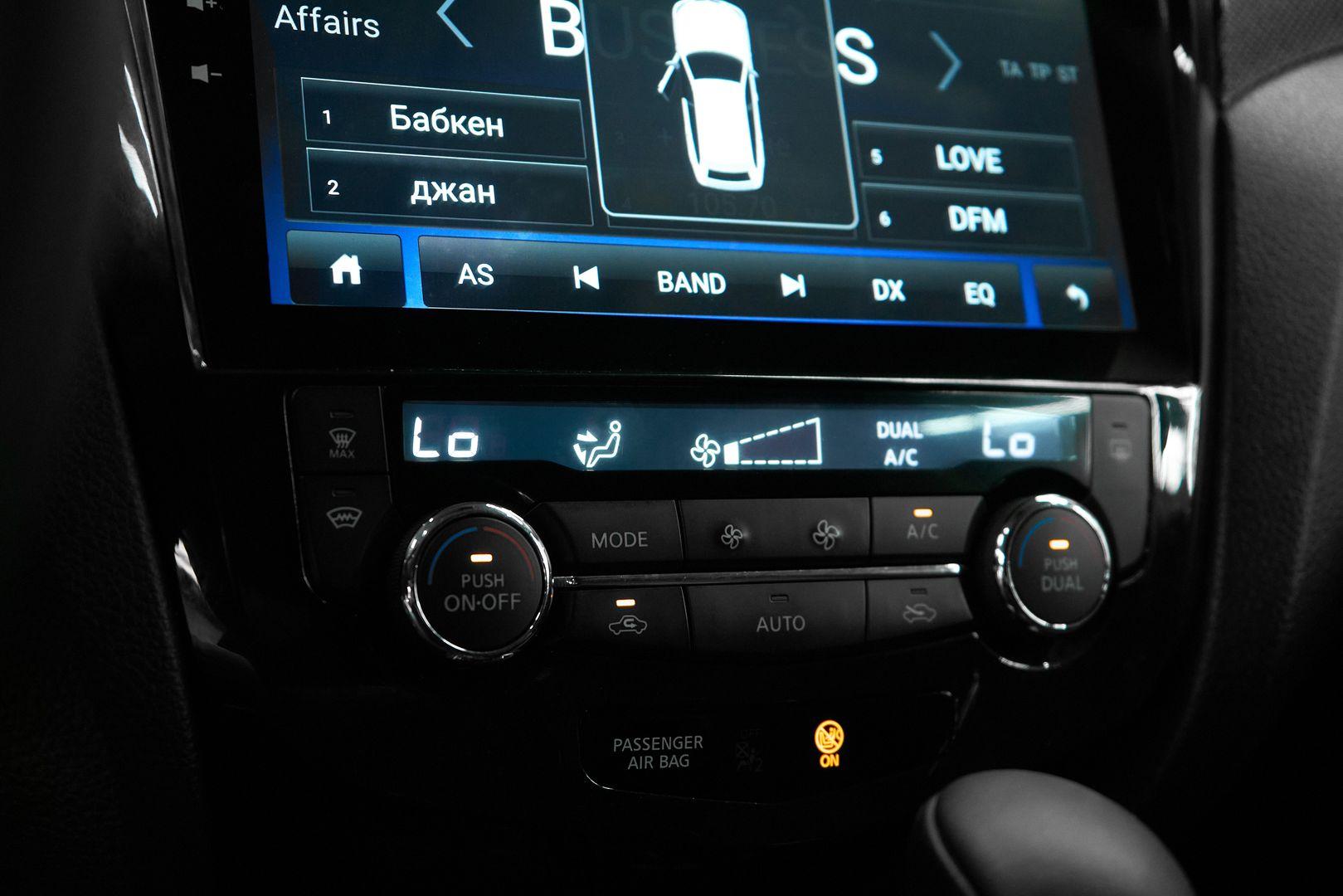 Nissan X-Trail 2018, черный
