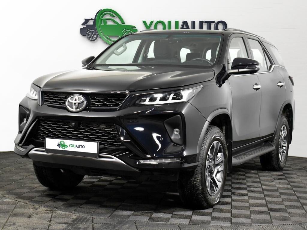 Toyota Fortuner 2021, черный
