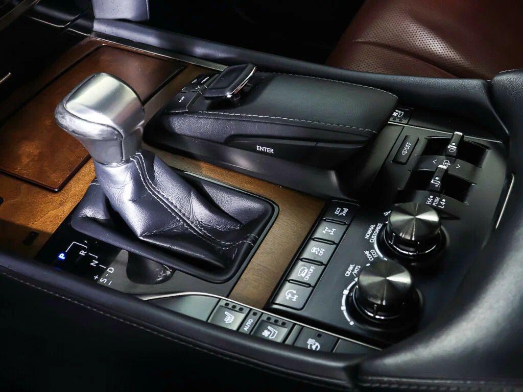 Lexus LX 2019, черный