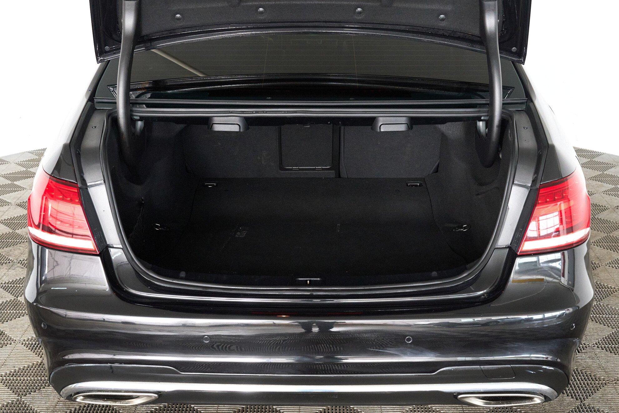 Mercedes-Benz E-Класс 2015, черный