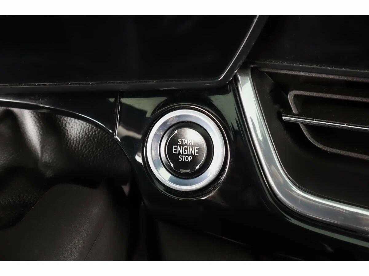 Chevrolet Trax 2023, серебряный