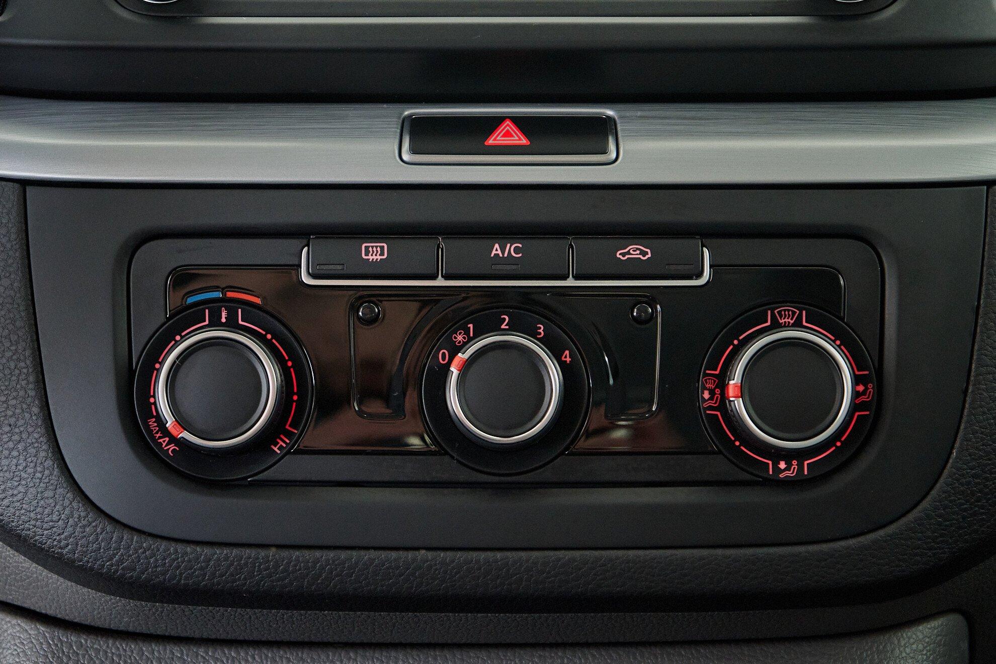 Volkswagen Sharan 2019, серебряный