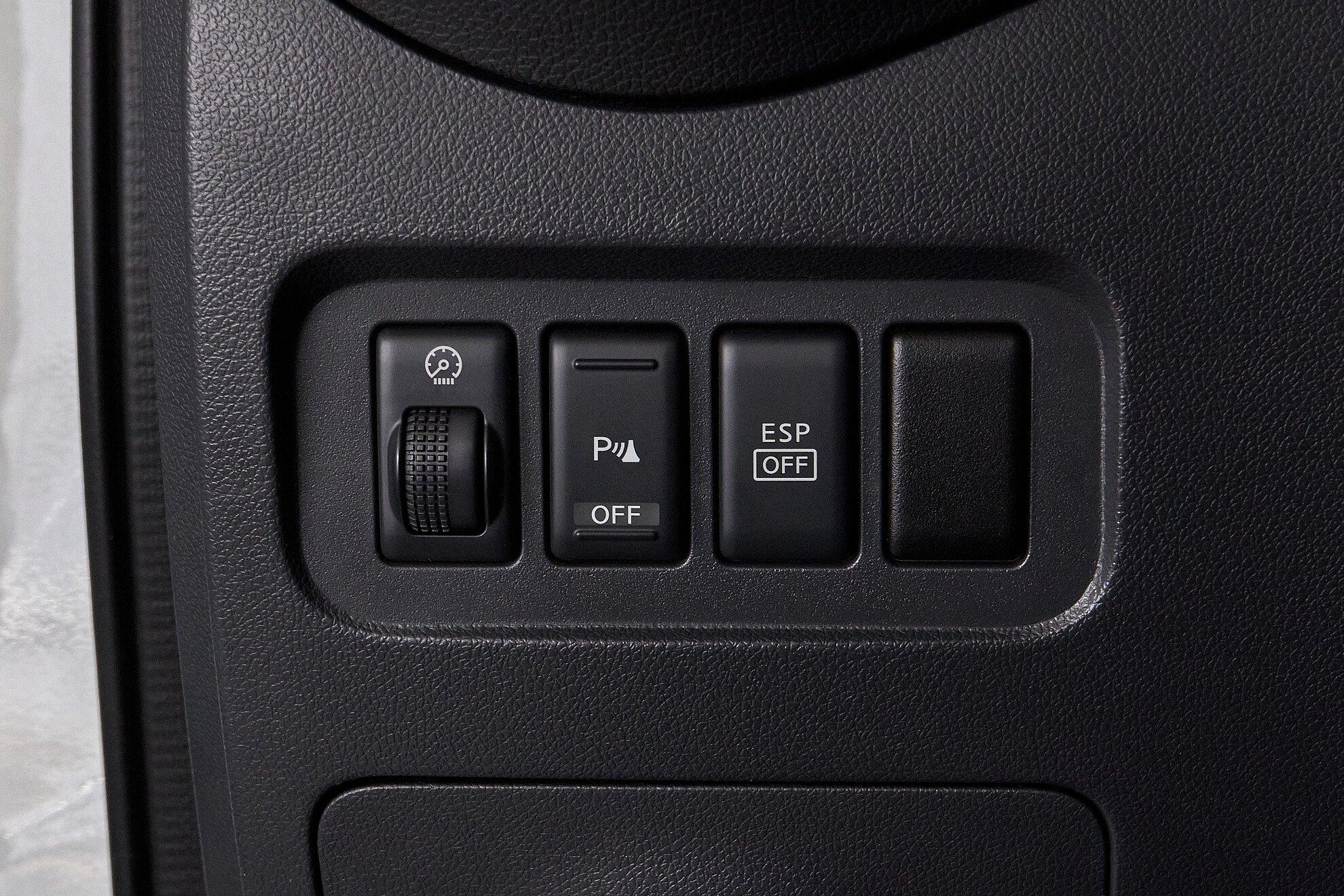 Renault Koleos 2011, белый