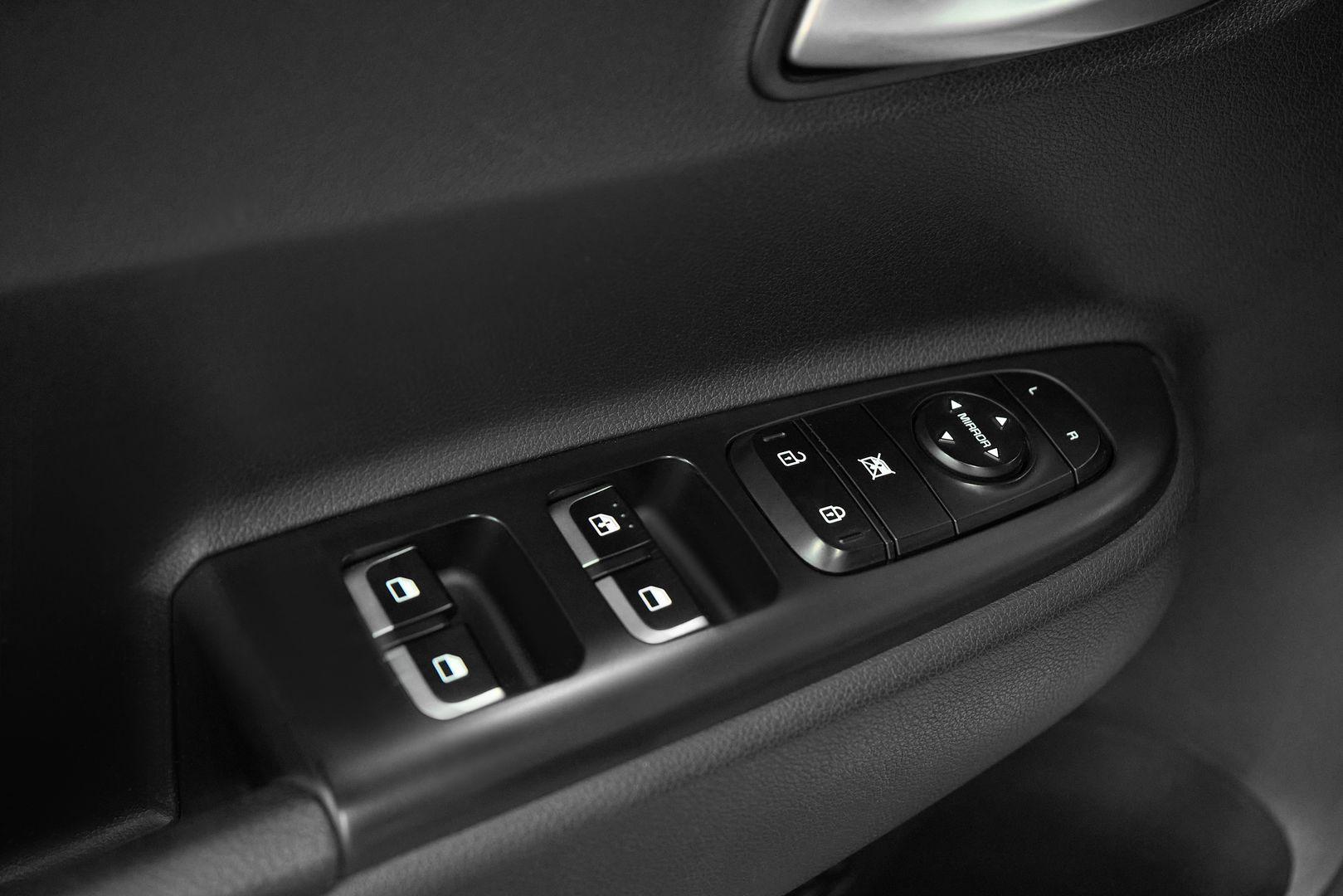 Kia Rio 2018, белый