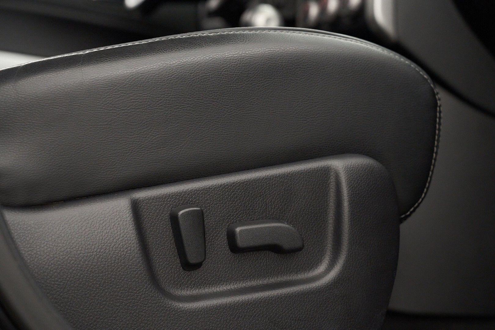 Nissan X-Trail 2013, черный