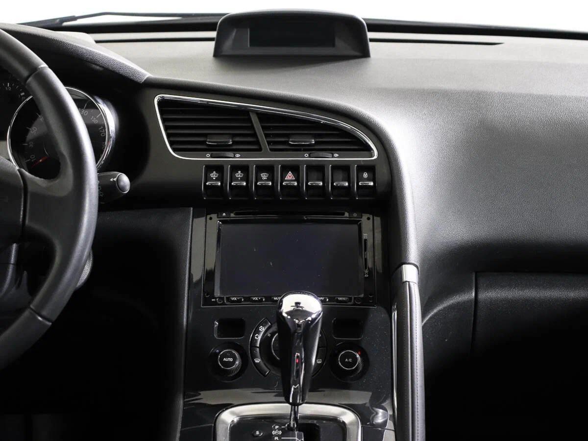 Peugeot 3008 2013, серый