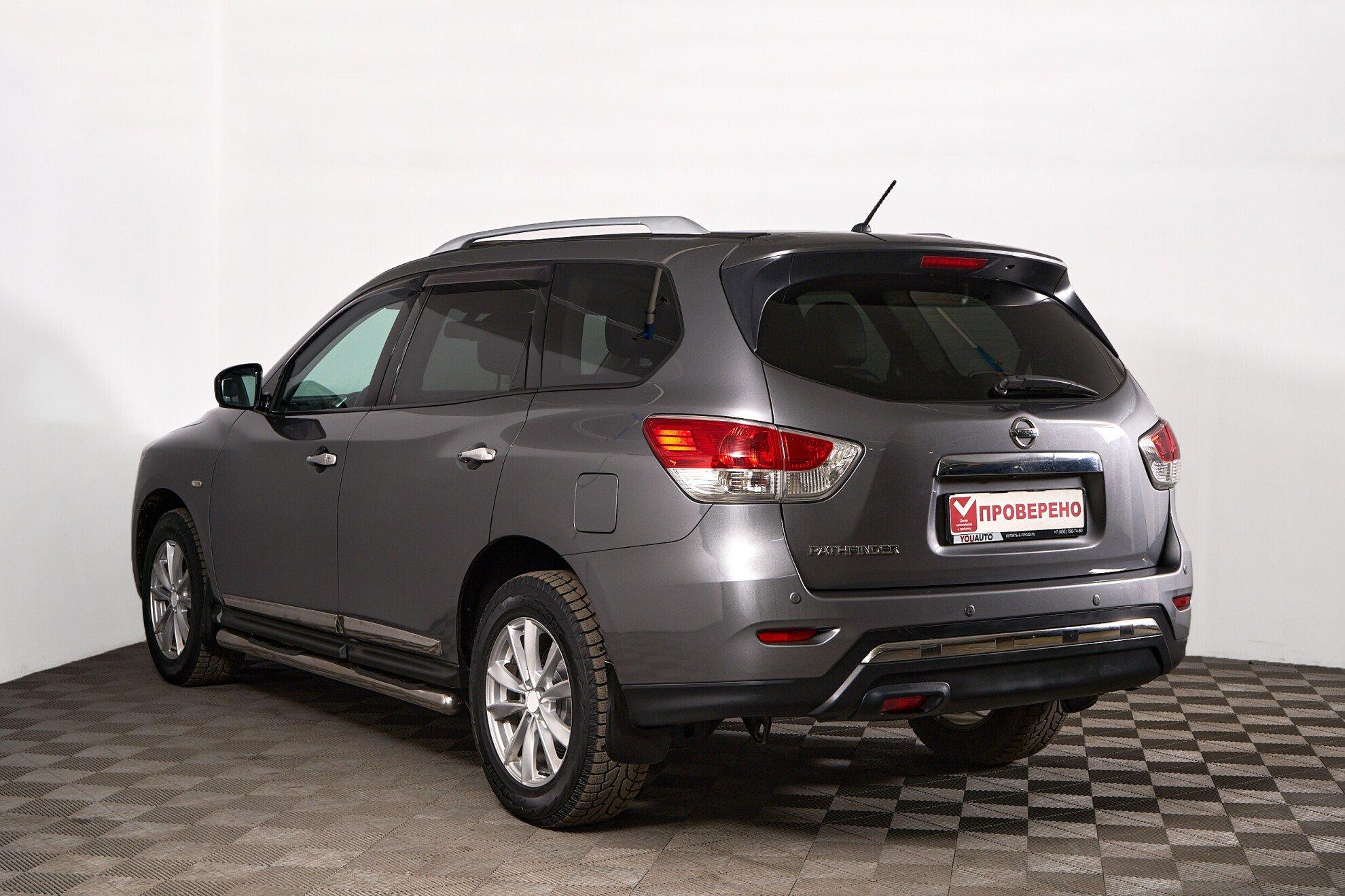 Nissan Pathfinder 2014, серый