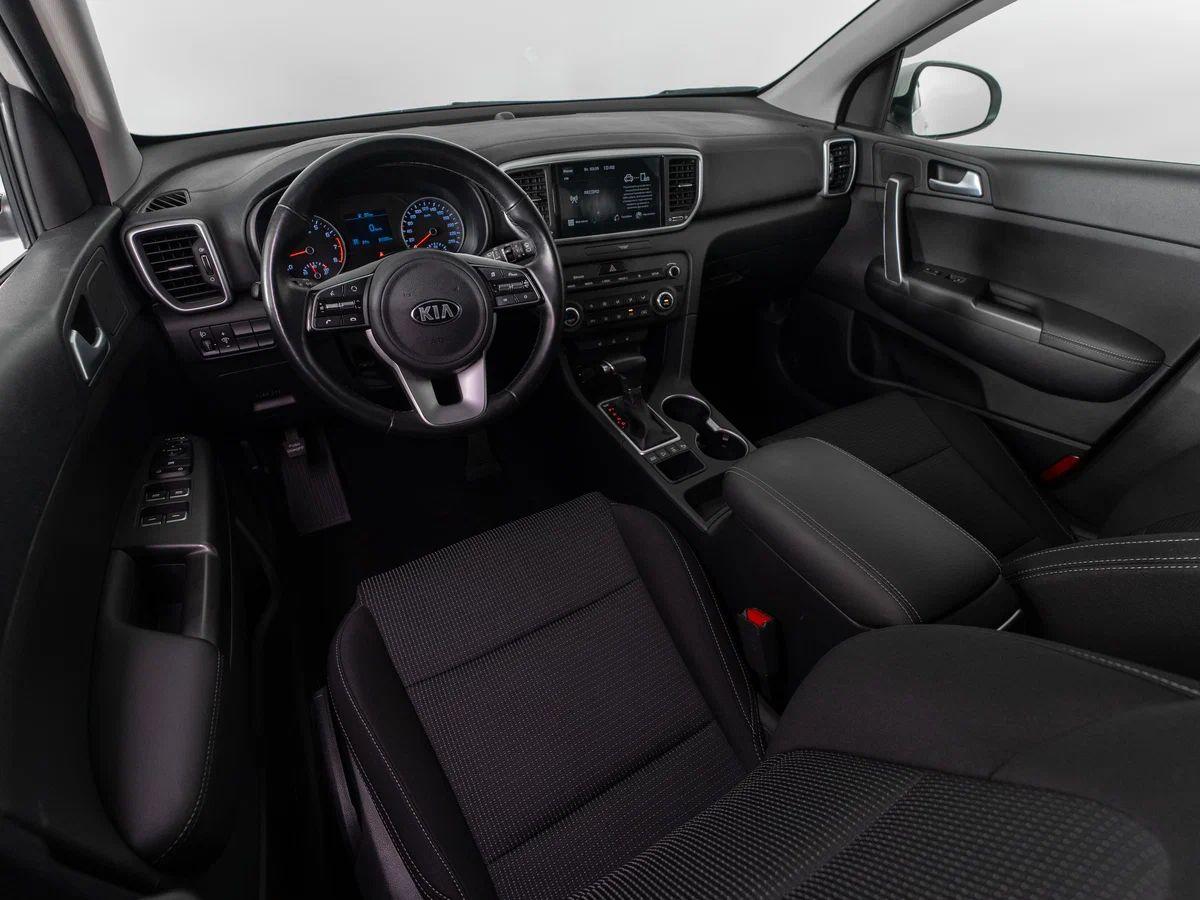 Kia Sportage 2021, белый