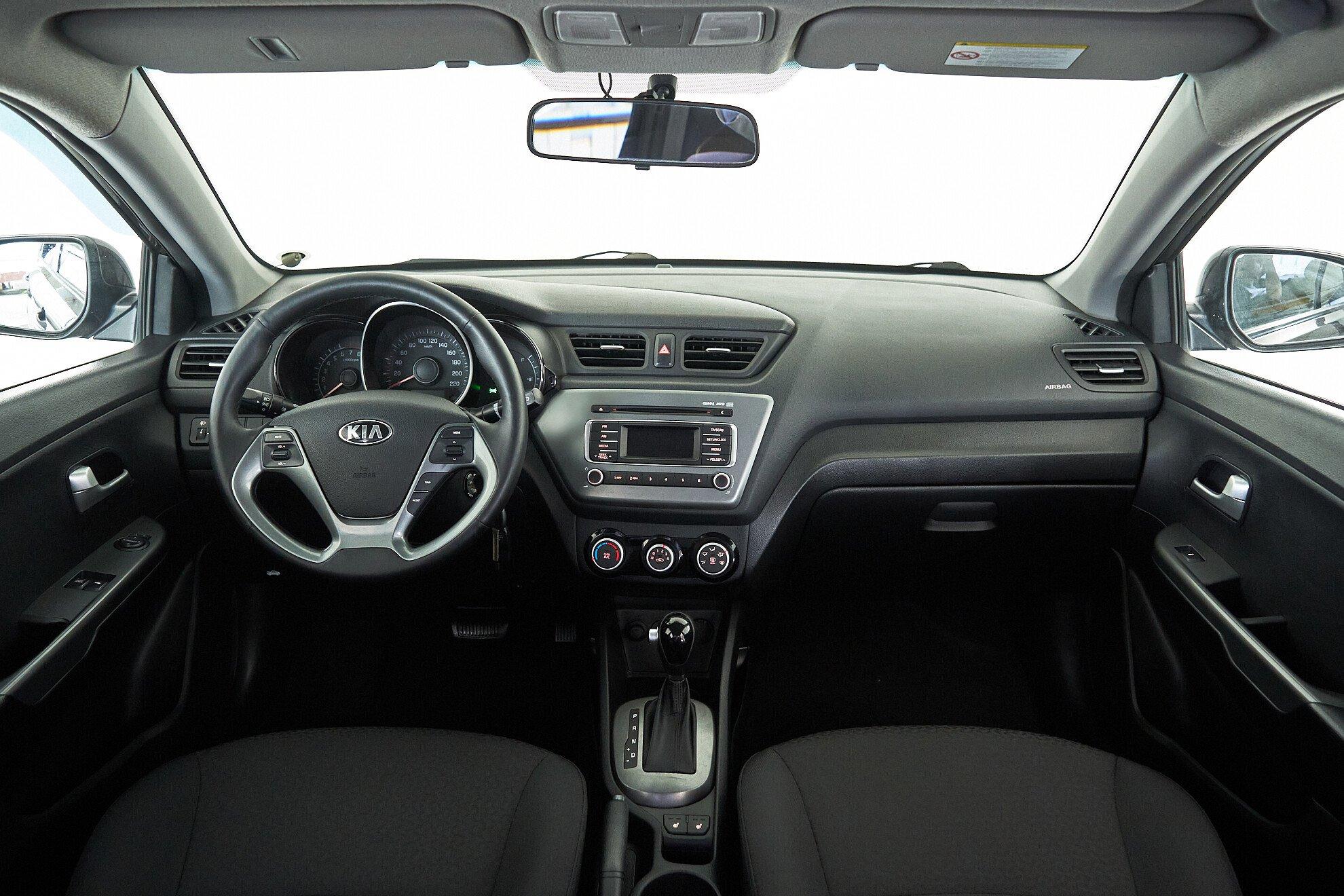 Kia Rio 2016, коричневый