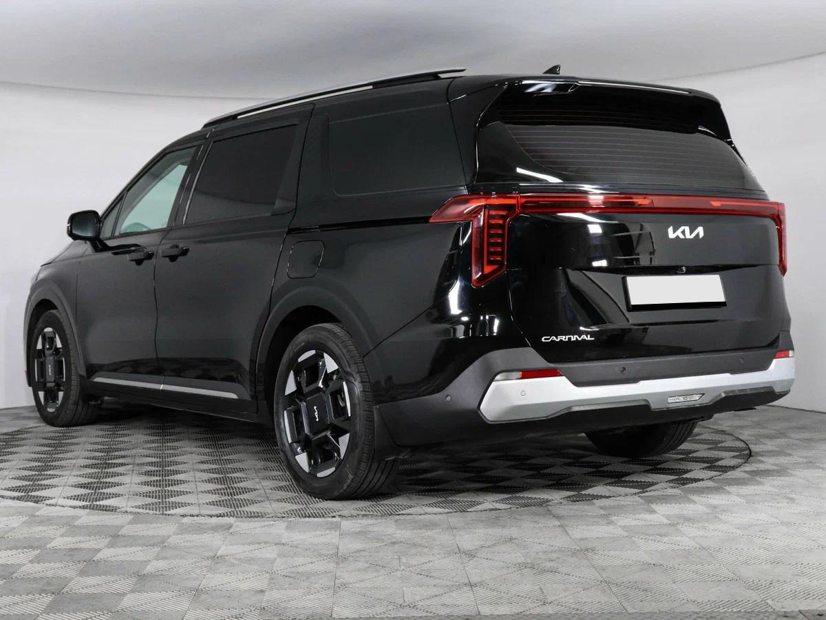 Kia Carnival 2024, черный