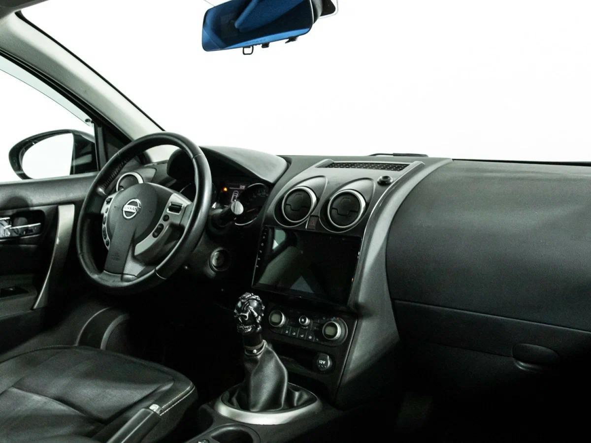 Nissan Qashqai 2013, фиолетовый