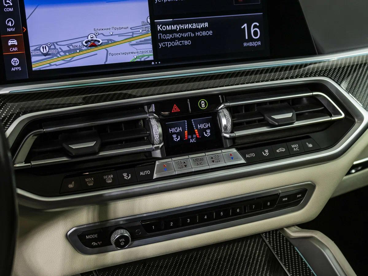 BMW X6 2020, зеленый