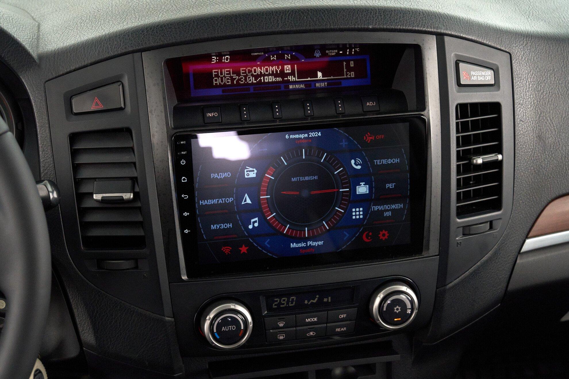 Mitsubishi Pajero 2008, черный